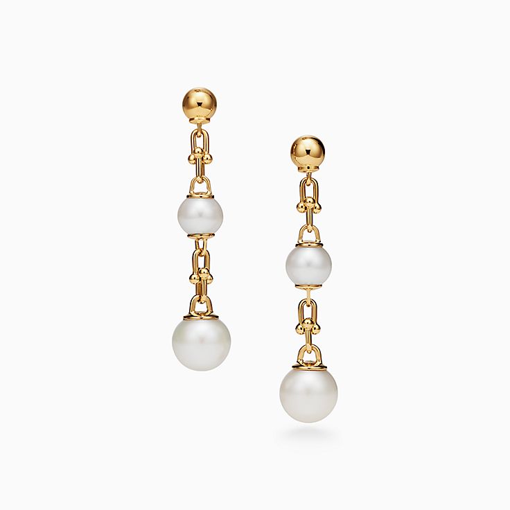 Mismatched Pearl Drop Earrings: 18K Gold Plated – Dorada Jewellery
